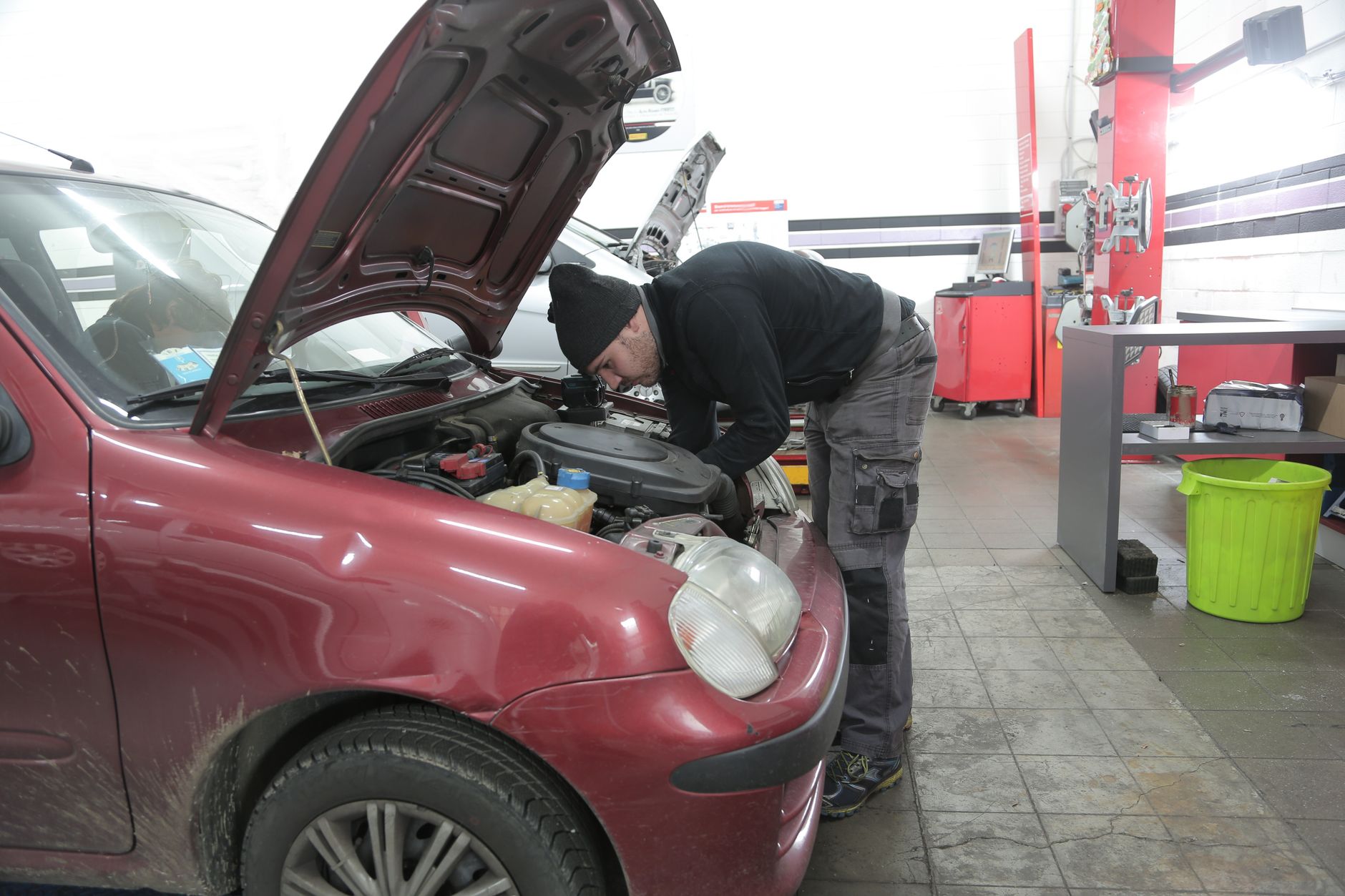 Réparation Voiture équipe à Sevran